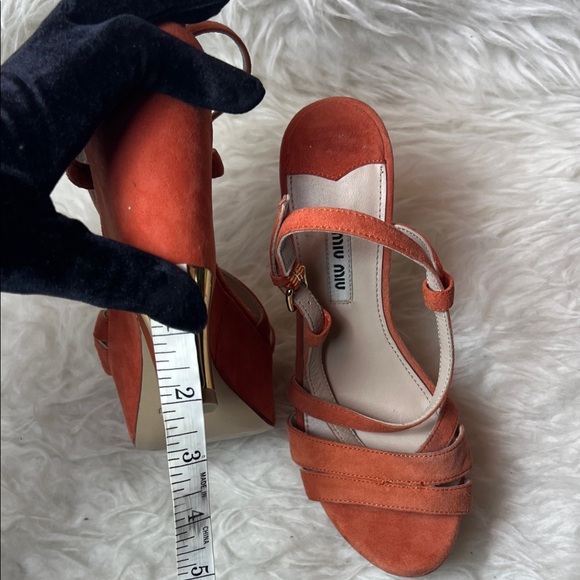 Miu Miu Women’s Strappy Orange Suede Slingback Platform Sandals Size 37 EU - Picture 10 of 17